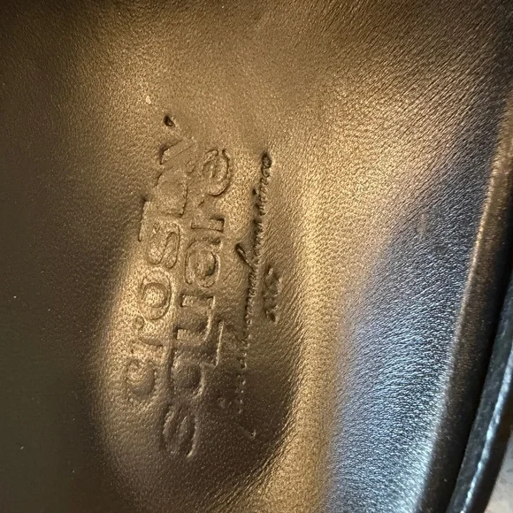 Womens Black Leather Slip-On Clogs with Stud Detail - size 10 - Picture 2 of 5